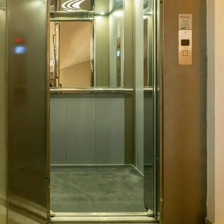 Apartment Kate's Luxury With Private Parking *