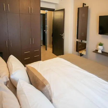 Kate's Luxury With Private Parking Volos