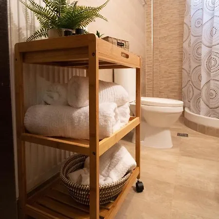 Kate's Luxury With Private Parking