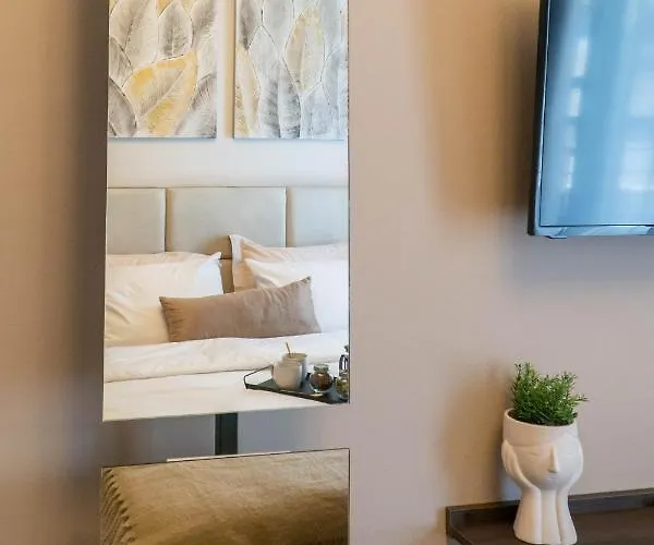 Kate's Luxury With Private Parking * Volos