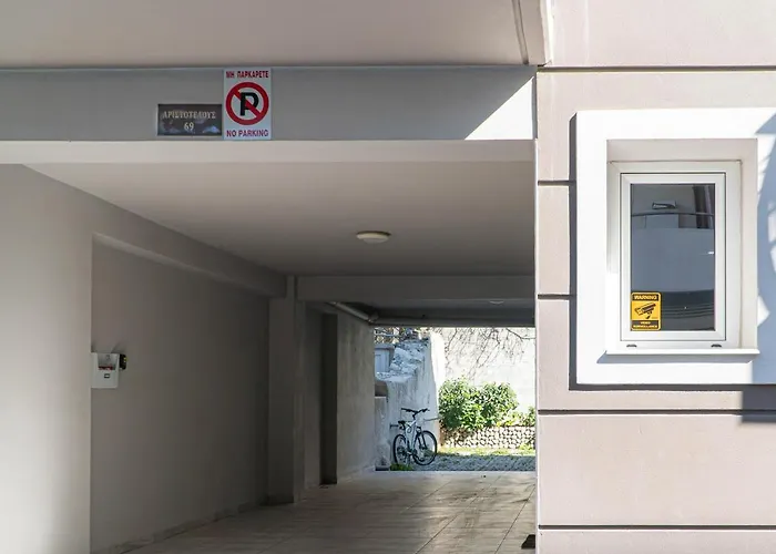 Kate's Luxury With Private Parking Volos