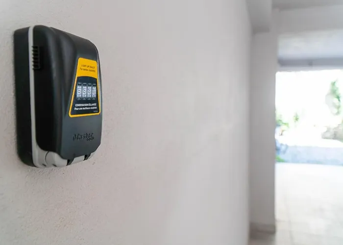 Kate's Luxury With Private Parking Apartamento Volos